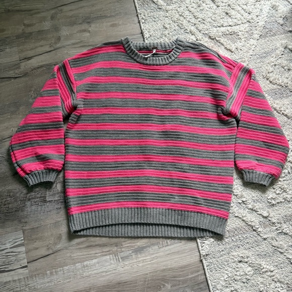 Free People Sweaters - Free People Links Gray and Pink Striped Crewneck Pullover Sweater Small